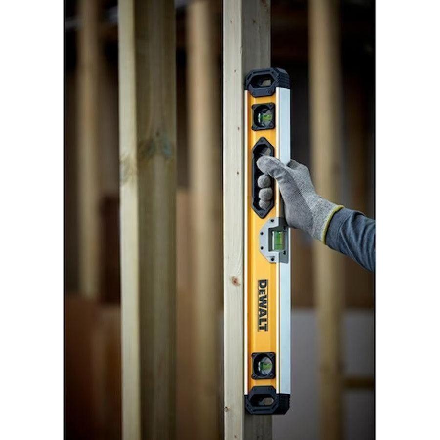 Dewalt DWHT0‐43172‐30 Box Beam Level Bar 72" - KHM Megatools Corp. Dewalt DWHT0‐43172‐30 Box Beam Level Bar 72" - KHM Megatools Corp.
