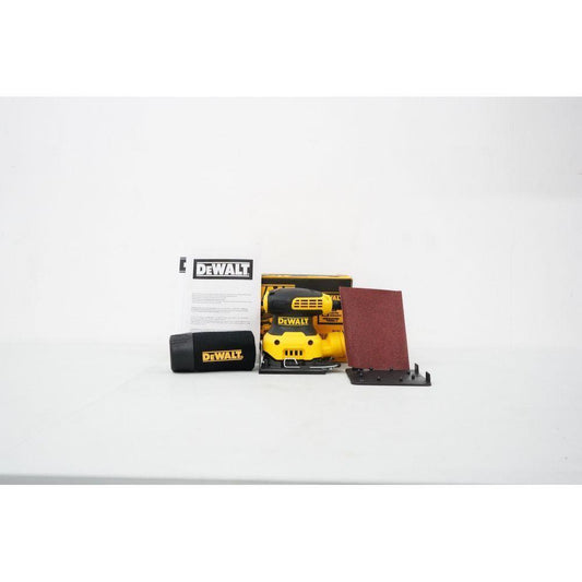 Dewalt DWE6411 Finishing Sander 230W (108x115mm) | Dewalt by KHM Megatools Corp.