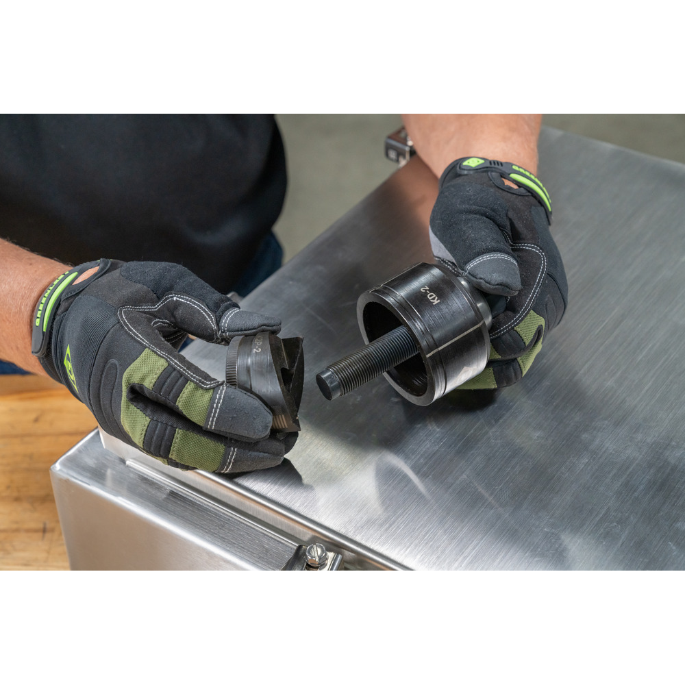 Greenlee 7238SB Manual Knock Out Punch / Puncher Kit with Ratchet 1/2" - 2"