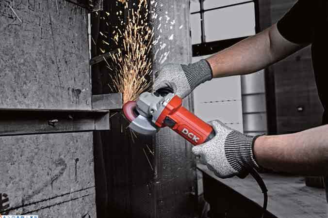 DCK KSM17-100P Angle Grinder 4" 1100W