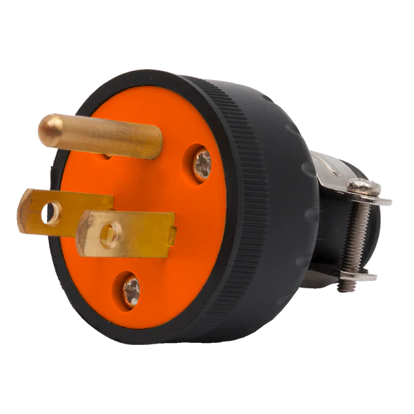 Royu REDPL205/B PVC Plug with Ground and Clamp (15A)