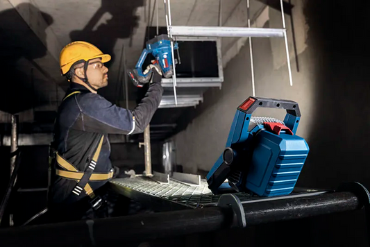 Bosch GLI 18V-3000 Cordless LED Floodlight / Worklight (Bare)