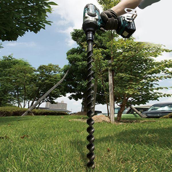 Makita auger outlet