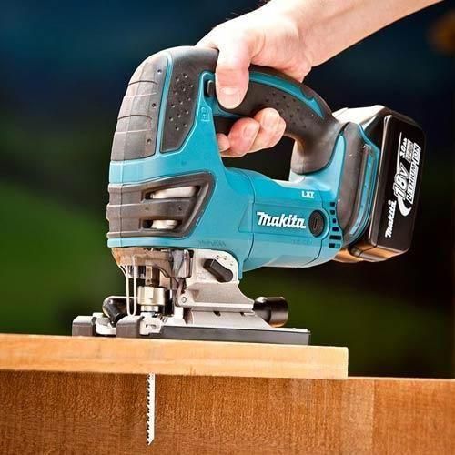 Makita DJV180Z Scie sauteuse sans fil Li-ion 18 V 